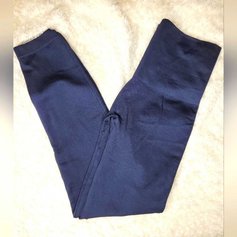 Spanx Leggings sz XL (runs small!) NWOT.